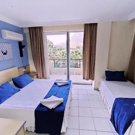 מלון Eldorado אדראסן