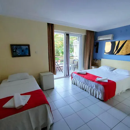 Eldorado מלון אדראסן